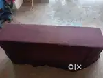 Tables bhechni hai