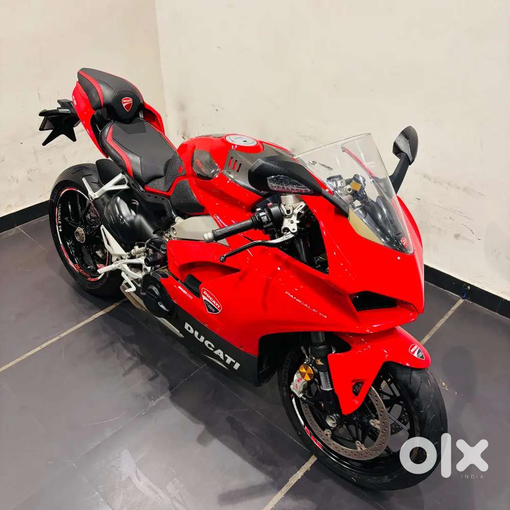 DUCATI PANIGALE V4