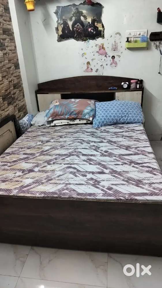 6×5 BED QUEEN SIZE Wooden BED
