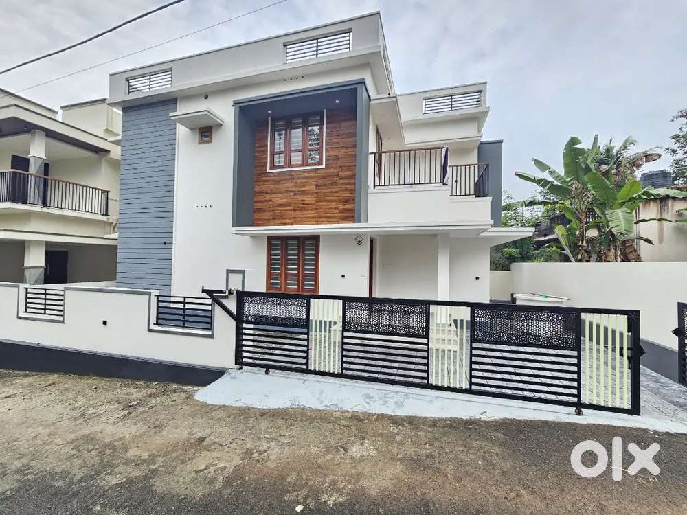 3 BHK VILLA FOR SALE NEAR PALLIKARA , PERINGALA