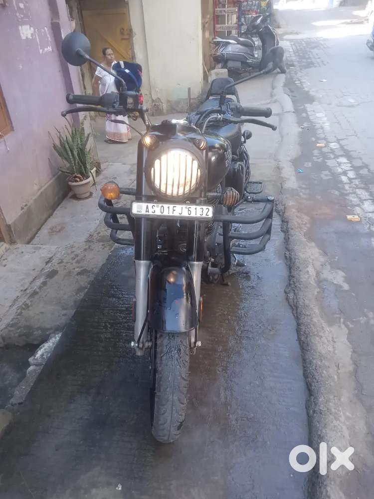 Classic 350 mate black