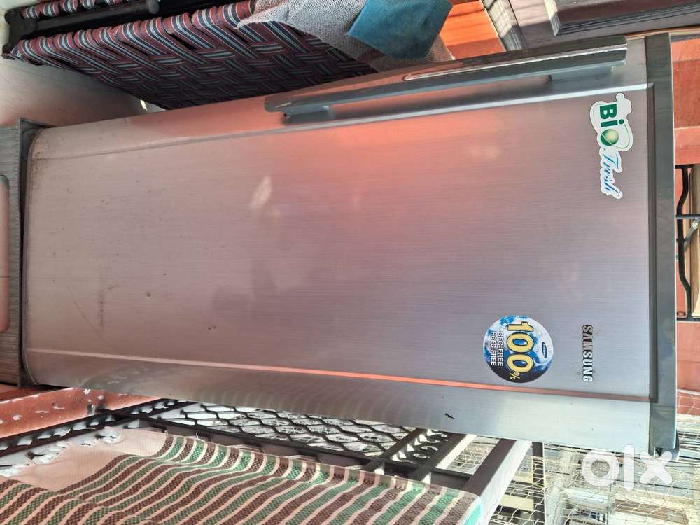 Refrigerator 200 Ltrs