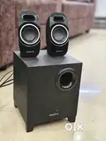 Creative computer speakers