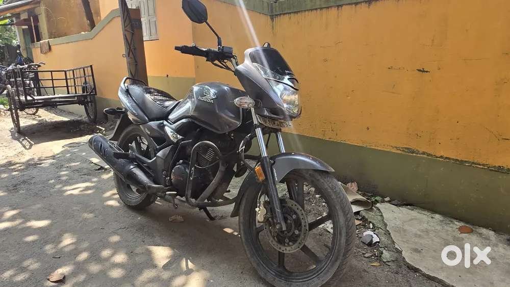 Honda cb unicorn mono