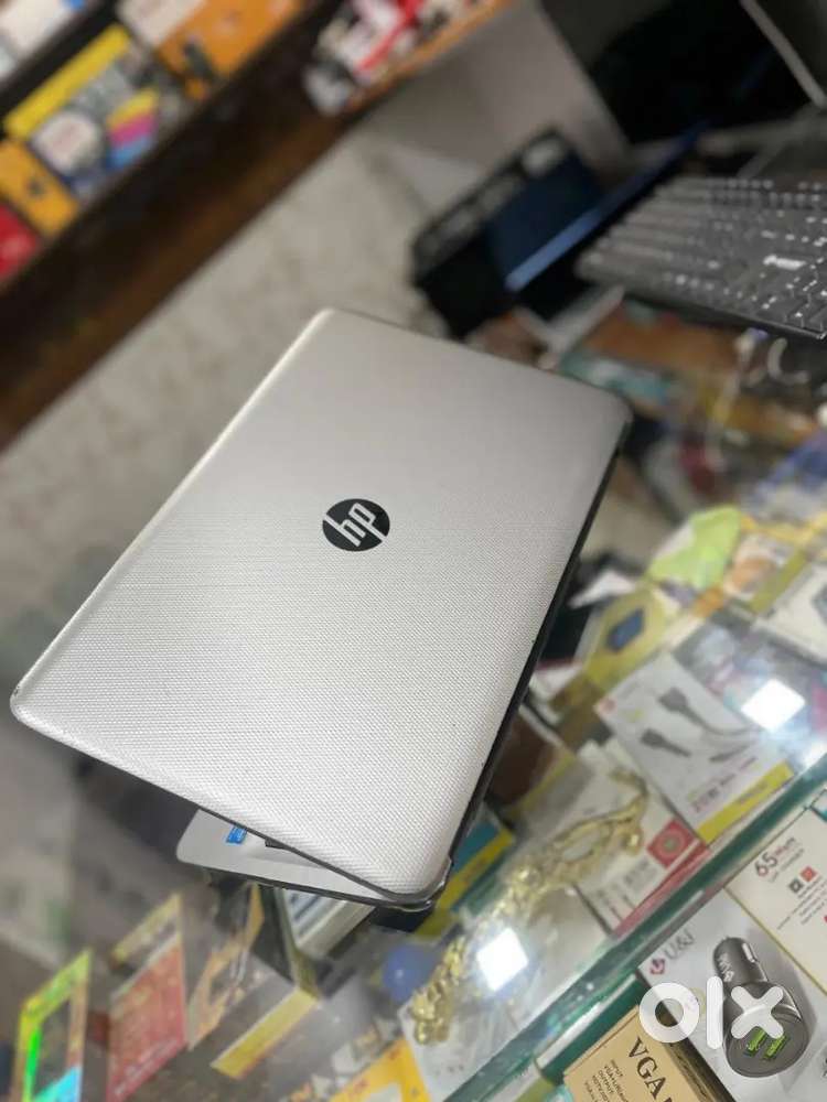 HP Intel I3
