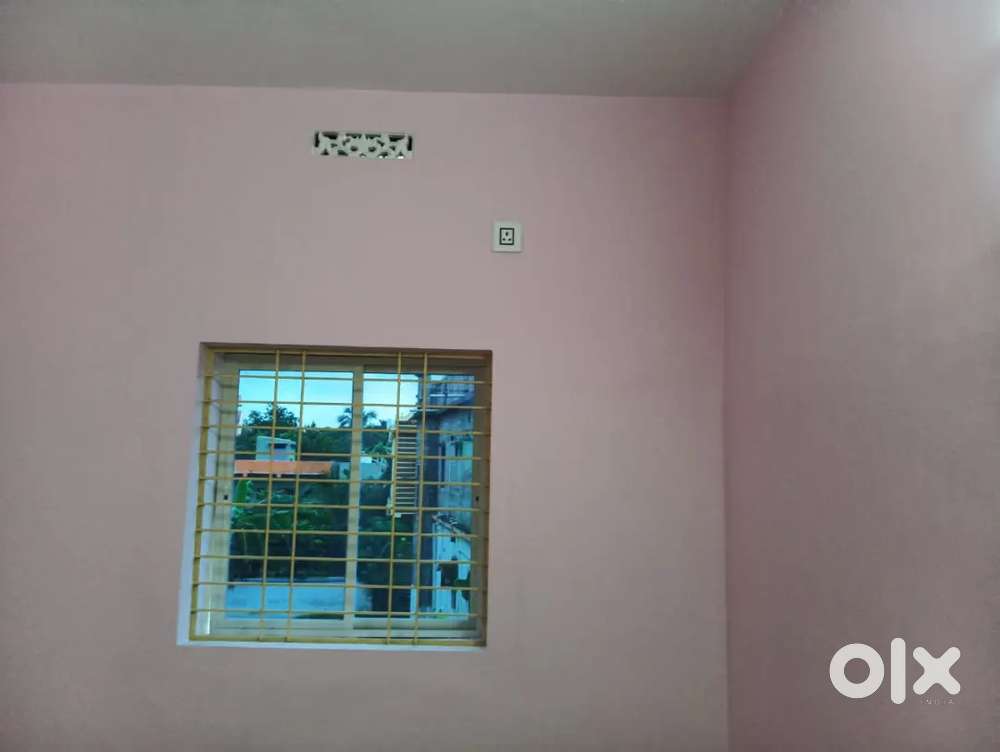 2 bhk rent-5500 near Charmpa canal road railway station