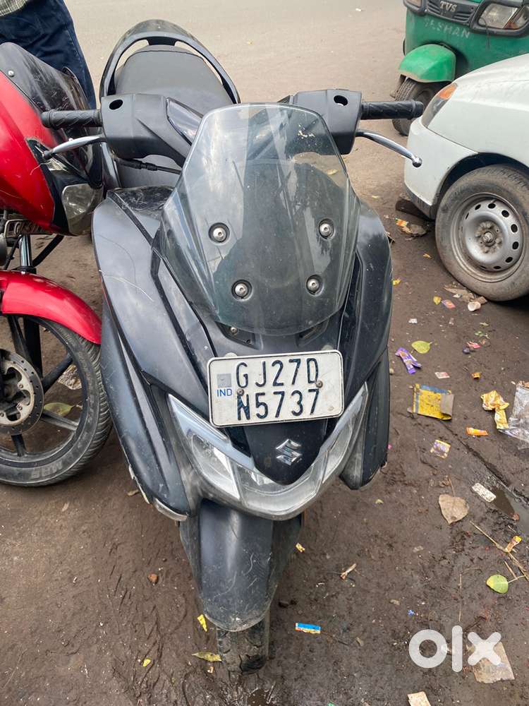 Burgman street 125 black color