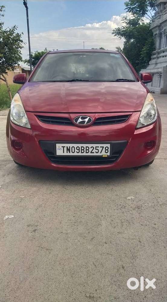 Hyundai i20 Petrol CVT Magna Executive, 2009, Petrol