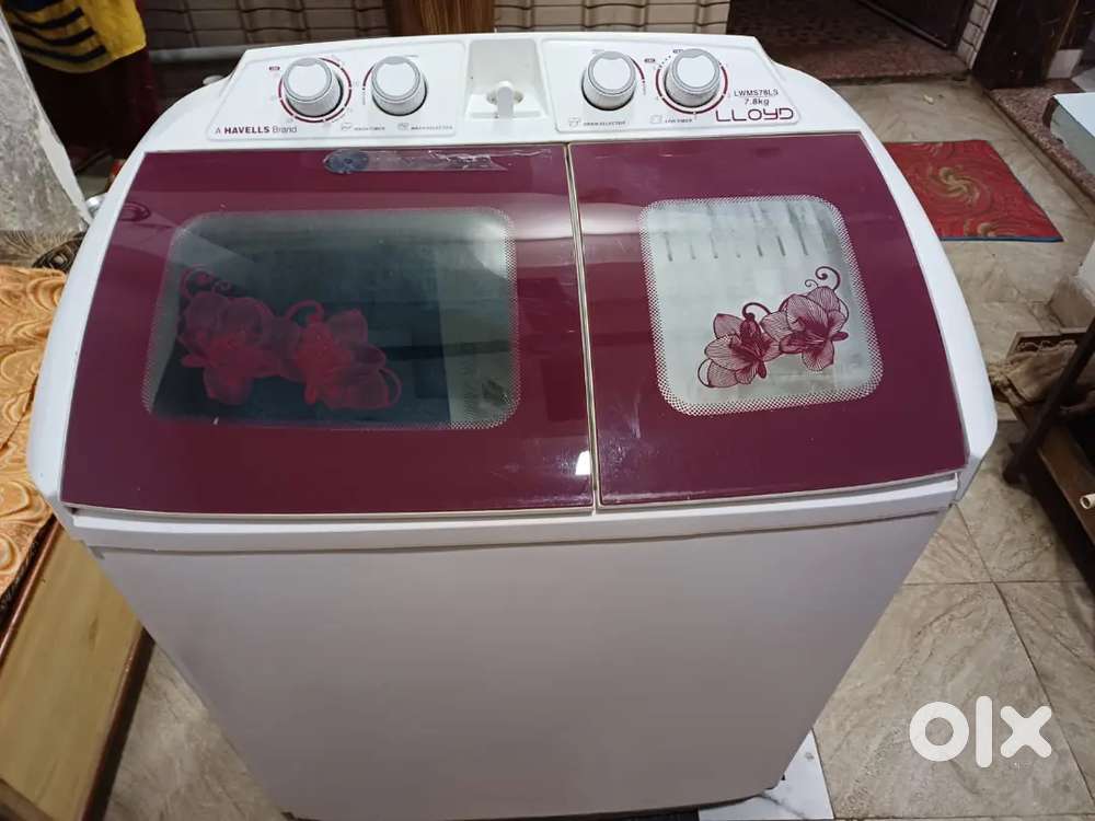 Lloyd semi automatic Washing