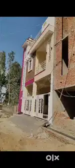 New makan hai best location par hai jisko bhi lena call kariye