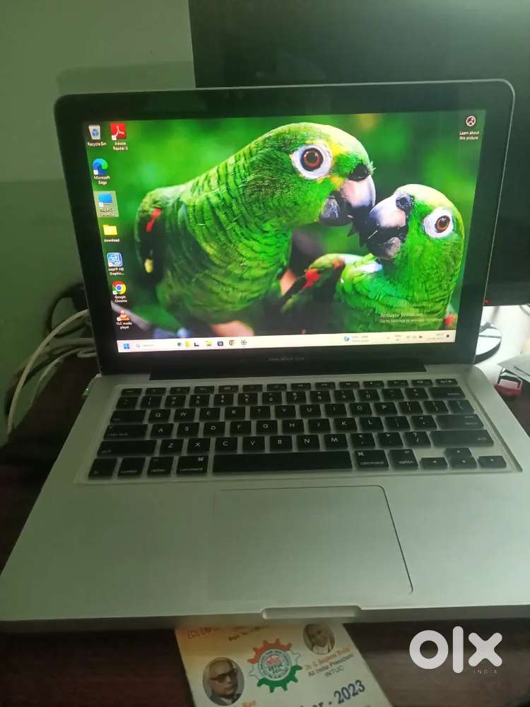 Mac book 2012 New