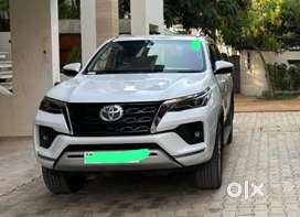 Toyota Fortuner 2023 Diesel 22000 Km Driven