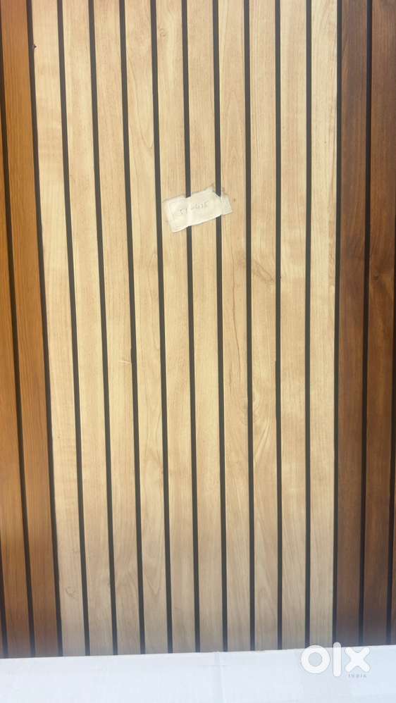 1 room on rent for girls