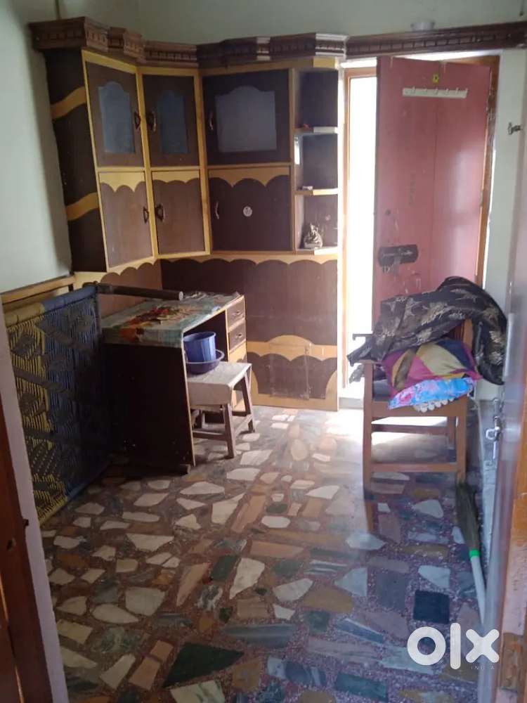 Singal  Room in krishna nagar