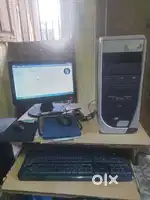Computer cpu 15 inch lcd key board mouse 4gb ram