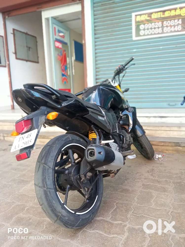 Yamaha fzv1