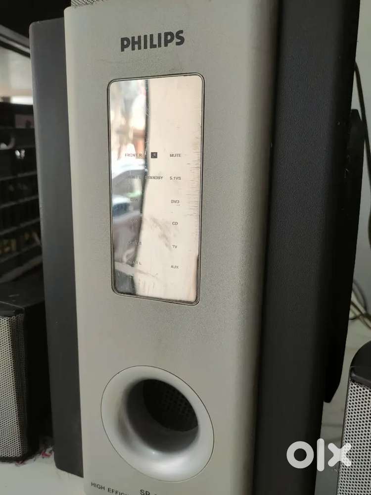 Philips  5.1 home theater system bluetooth and aux 
good working