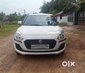 Maruti Suzuki Swift VXI Optional, 2020, Petrol