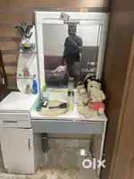 Modern dressing table
