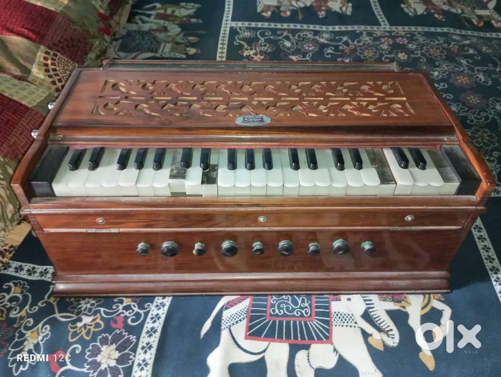 Harmonium for sale in good condition