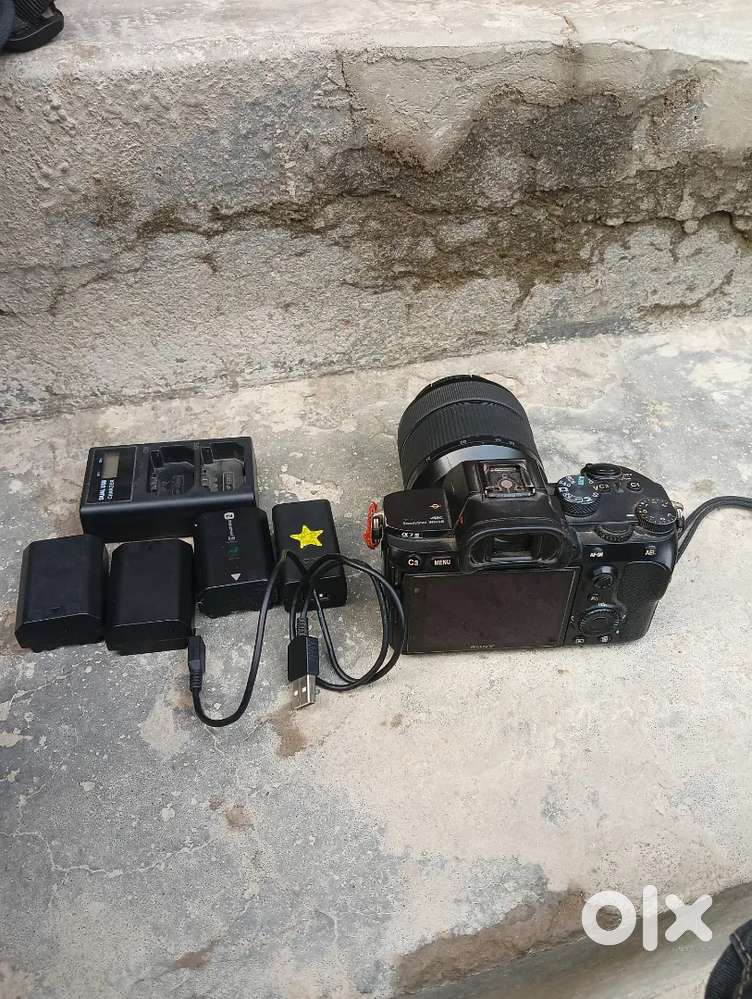 Sony a7iii 3 Battery charger flash charger 2set Battery