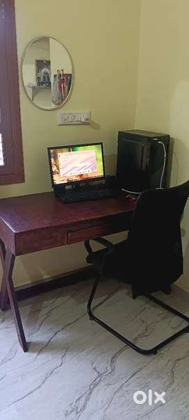 Cumputer  system table chare