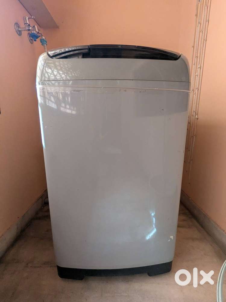 Samsung 6.2 kg top loading washing machine.