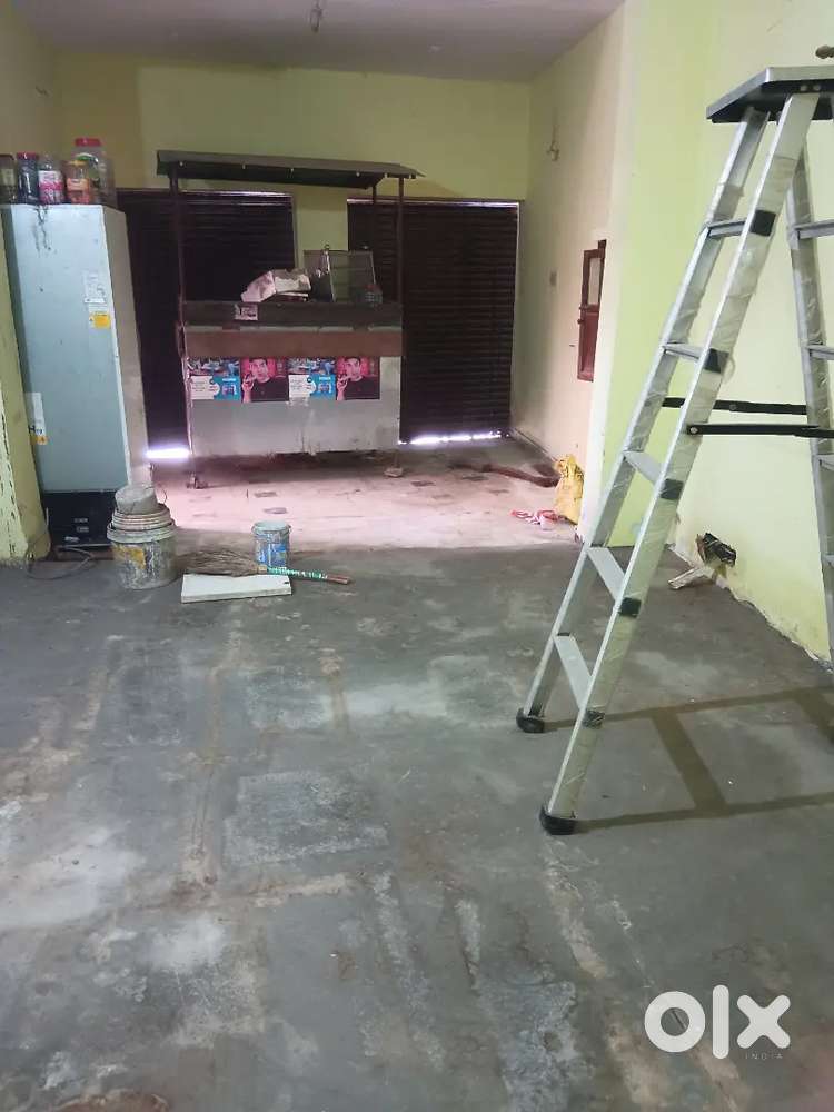 At the link road to kakadeo to gurudev palace to vinayakpur