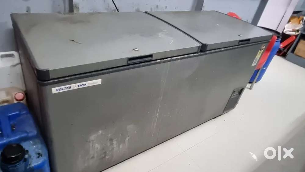 ₹22,000! Voltas 461L Double Door Deep Freezer  Excellent Condition