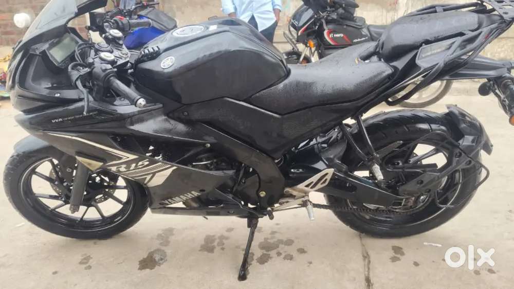 Yamaha r15 v3