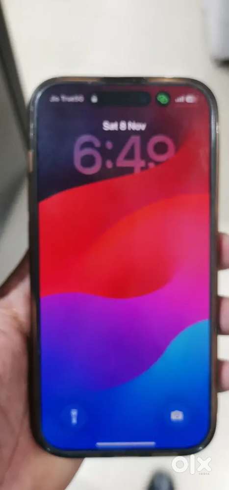 Iphone 15 pro 11 month old