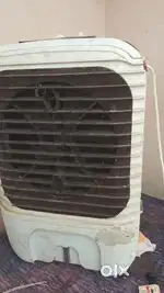 Plastic cooler