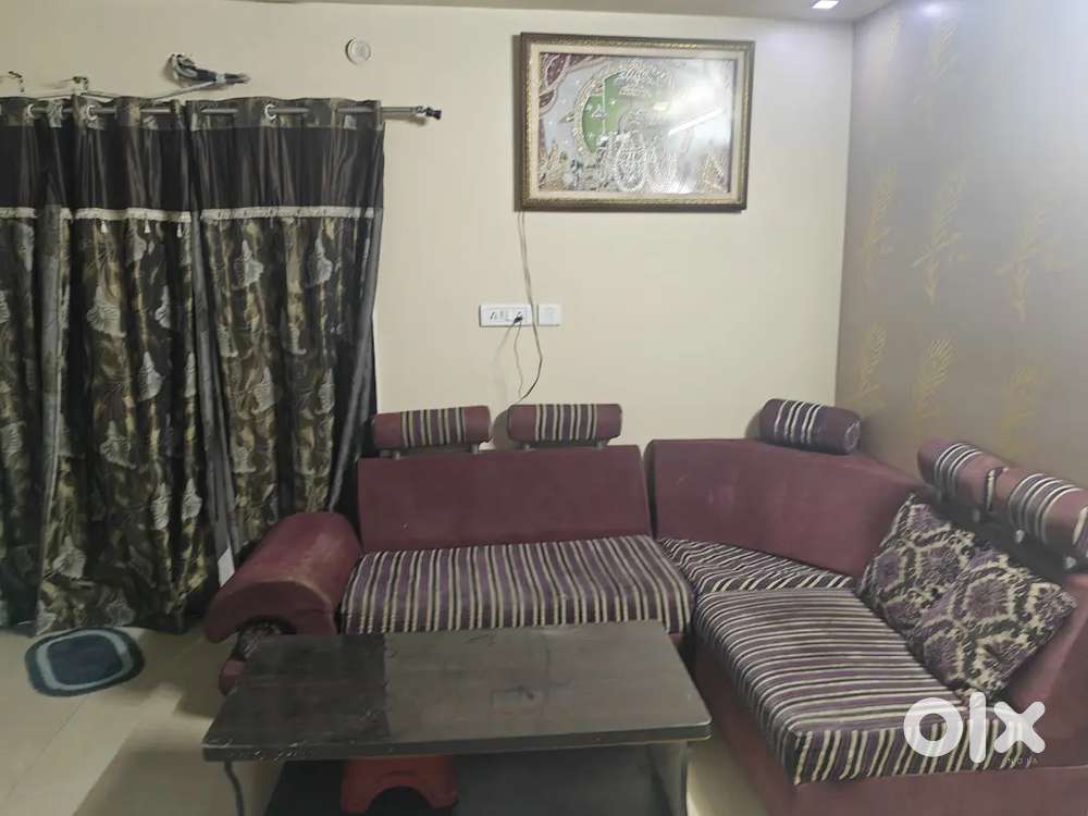 Fully furnished flat available for rent