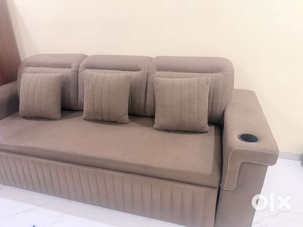 Premium Sofa Cum Bed For Sale. Great Condition