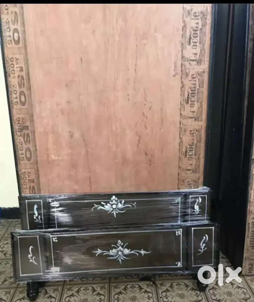 New cots at very reasonable price