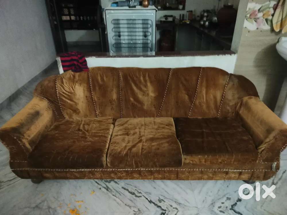Selling sofa