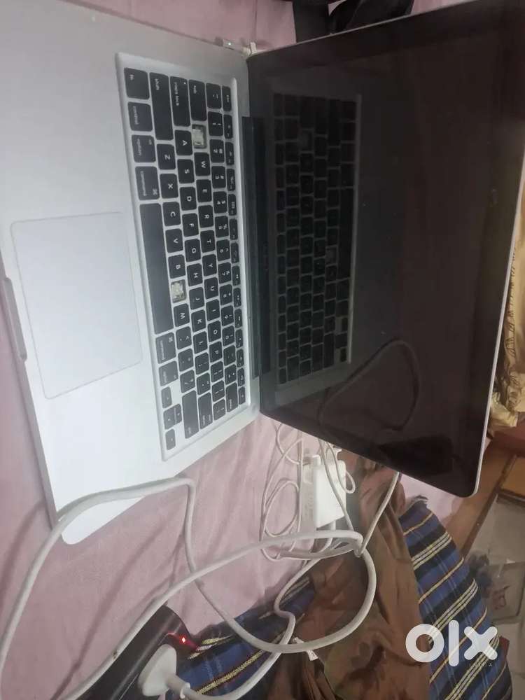 MacBook pro 2012 model