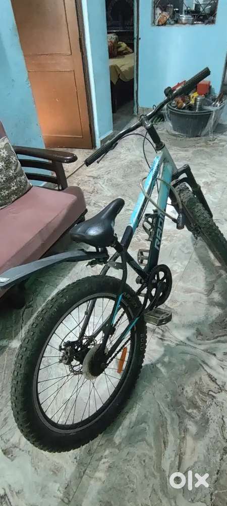 Badhiya off roading cycle Hai agla pichhla disc break hai