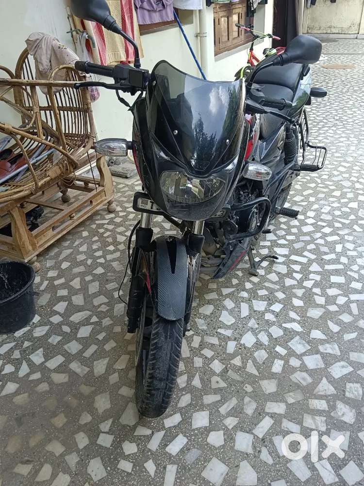 Bs6 double disk Pulsar 150 .