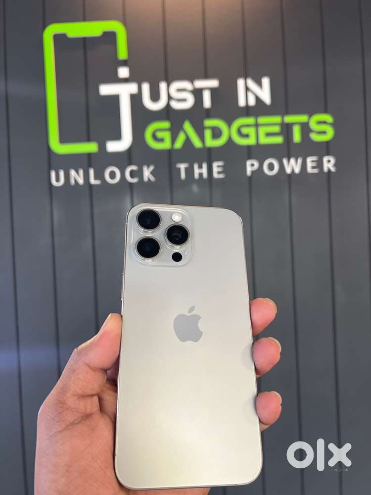 APPLE IPHONE 15 PRO MAX 256GB NATURAL TITANIUM GOOD CONDITION