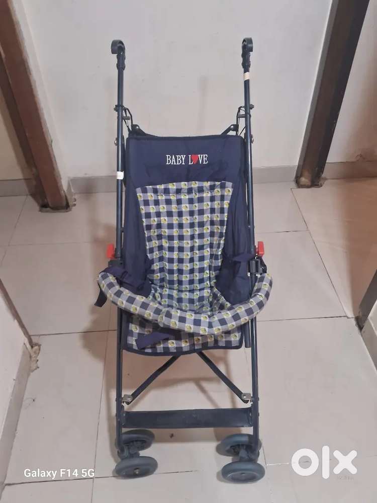 Baby stroller in good condition with sun guard