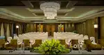 Hamare Pas Fresher Ke Liye 5 Star Hotel Me Job or Room Dono Available
