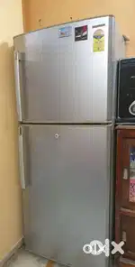 Samsung Refrigerator 375 Ltrs
