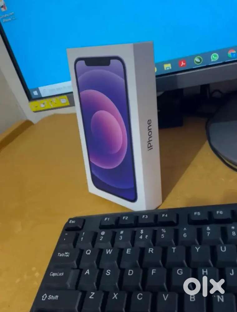 Offer iphone 12 refurbished with bill box available