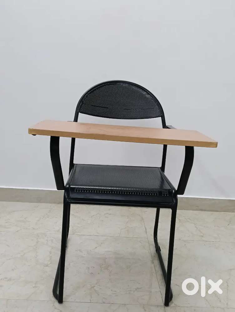 Chairs, harmed chair