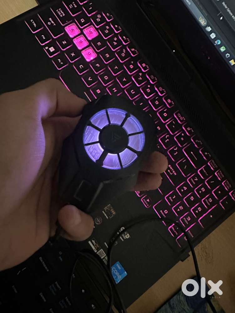 Mobile gaming cooler