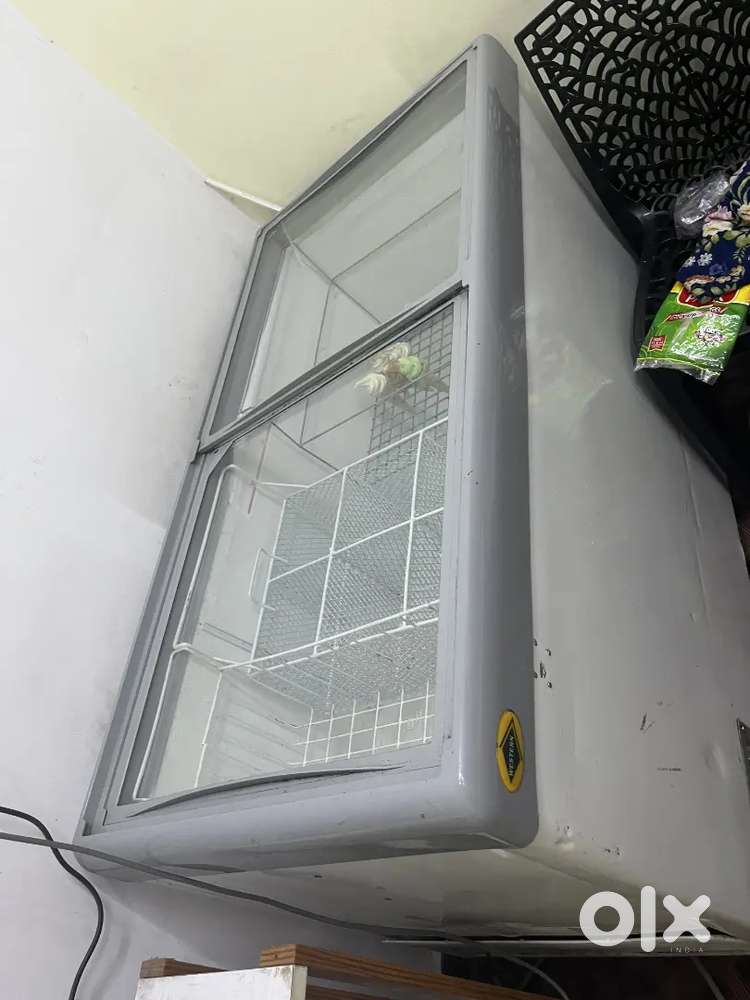 450 liter freezer excellent condition