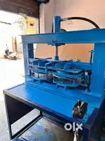 Paper plate machine