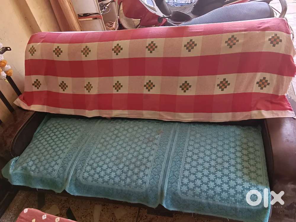 Vintage Brown Leather Sofa Set (1 Three-Seater + 2 Single Chairs)