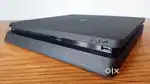 PS4 SLIM  1TB